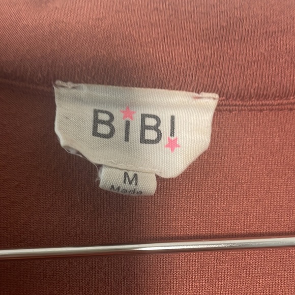 Shacket - Picture 3 of 3